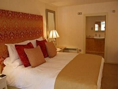 Brace Of Pheasants Hotel Alton Pancras ภายนอก รูปภาพ